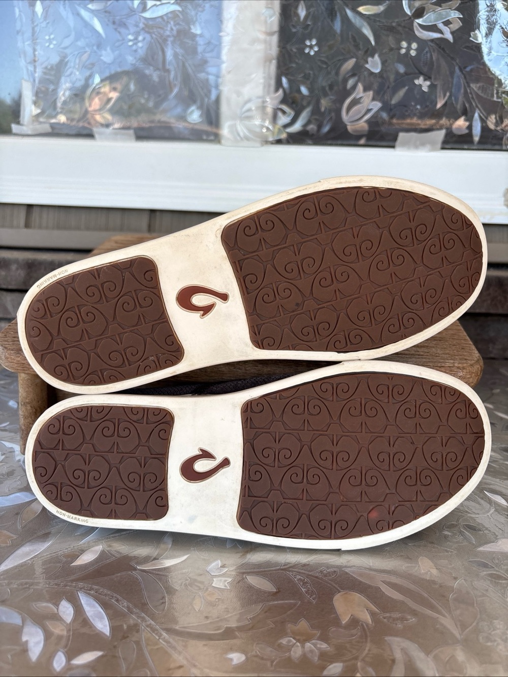 OluKai Women’s Brown Suede leather Slip-On Loafers 8